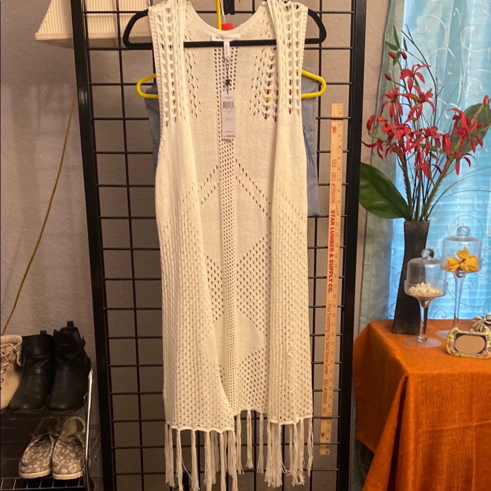 BCBGeneration White Knit Vest